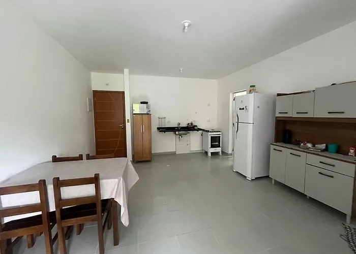 Apartamento 300 Metros Praia Das Toninhas Ubatuba